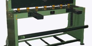 Metal Sheet Shearing Machine