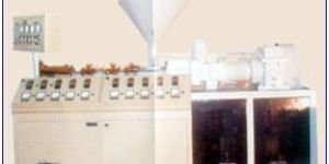 Twin Screw Extruder