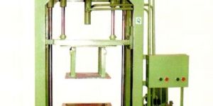 SOLID,HOLLOWS BLOCKS AND FLY BRICKS PALLETS MACHINES