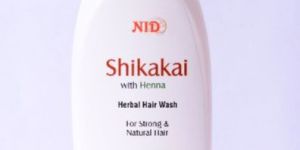 Shikakai with Henna Shampoo