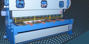 Mechanical Over Crank Shearing Machine
