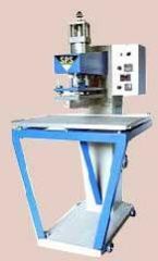 Centre Sealing Machine
