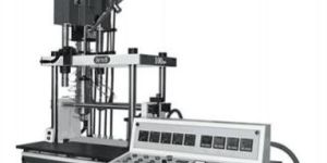 RAM Type Injection Moulding Machine