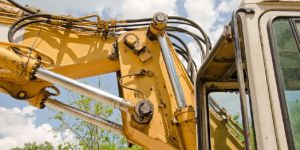 Hydraulic & Pneumatic Cylinders