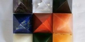 9 Grah Pyramid Plate