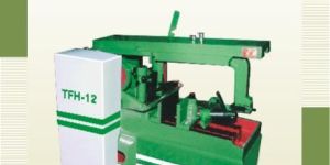 Hydraulic Hacksaw Machine