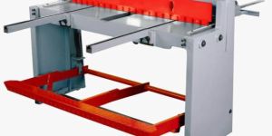 Treadle Guillotine Shearing Machine