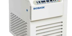 Large Capacity Centrifuge for Blood Bags