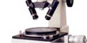 Toolmakers Microscope