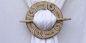 Curtain Holder