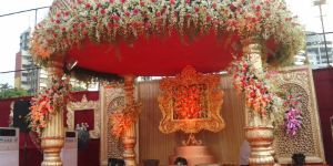 Hotel Luxury Suites Flower Decoration