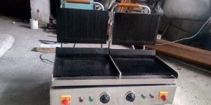 Electric Sandwich Maker Double