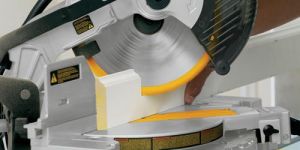 1600W Single Bevel Mitre Saw