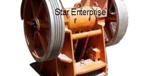 Vibrator Crusher Machine