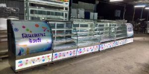 Sweets Display Counter 03