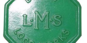 Embossed Octagonal Plastic Tokens