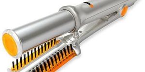 THE ROTATING HAIR IRON