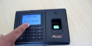 Realtime Biometric Attendance Machine