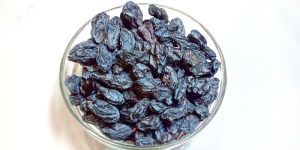 Black Raisins