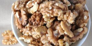 Walnut Kernels