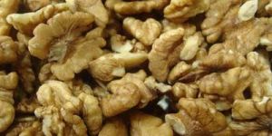 Walnut Kernels