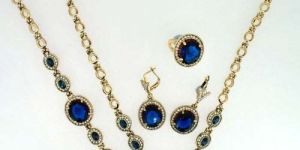 Trendy Necklace Set