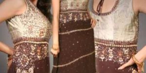 D.no. 696 (kareena) Embroidered Salwar Suits