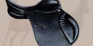 Plain Black Leather Horse Saddle
