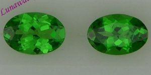 Tsavorite (aa)