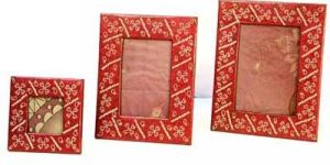 Wooden Photo Frames (M-18201)