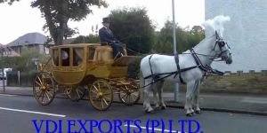 ROYAL WOODEN CARVED HORSE DRAWN CARRIAGE