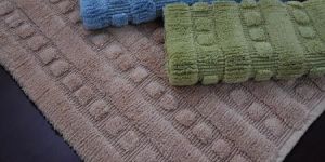 Geometric Loop Textured Bath Rug