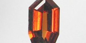 Spessartite Gemstone- Ge-spess-9
