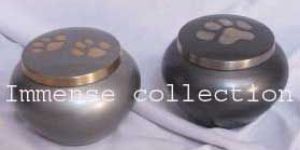 Brass Urn  (IC-BR-9452)