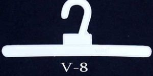 Plastic Hangers (V-9)