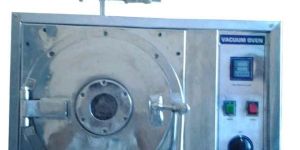 Vacuum Oven