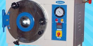 TLPPL 143 TECHNICO RECTANGULAR VACUUM OVEN