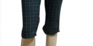 Ladies Denim Capris  Item Code : II-LDC-013