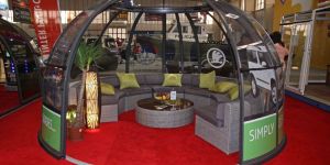 Orlando Round Enclosure