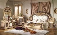 Traditional Bedroom Furniture