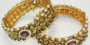 Imitation Jewellery 01