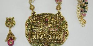 Imitation Jewellery 02