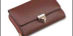 Ladies Plain Brown Leather Wallets