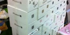 Brand New Unlocked Apple Iphone 4s