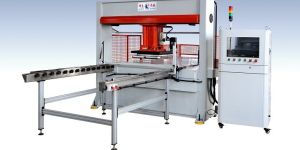 Sheet Material Travel Head Cutting Machine
