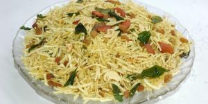 Badam Ferrari Chivda