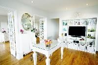 Decor Retail Displays