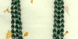 Natural Emerald Mani Semi Precious Stone