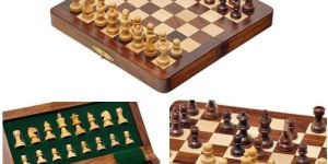 Sheesham Folding Magnetic Travel Chess Set - (7 Inch)