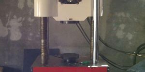 Servo Control Universal Testing Machine